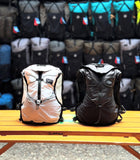 Monte Equipment Vertical Trail 12L 輕量登山跑步背包