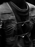 rnrn TRAIL VEST :RE 專業越野跑背心 | 250g超輕量・12口袋大容量收納・高密度透氣網眼