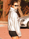 rnrn Rooftop Runner 專業輕量防風外套 (前衛銀 Silver) | 200g超輕幻彩・內建高領面罩・越野跑/夜跑必備