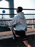 rnrn Rooftop Runner 專業輕量防風外套 (前衛銀 Silver) | 200g超輕幻彩・內建高領面罩・越野跑/夜跑必備