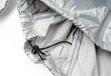 rnrn Rooftop Runner 專業輕量防風外套 (前衛銀 Silver) | 200g超輕幻彩・內建高領面罩・越野跑/夜跑必備