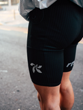 rnrn RACE HALF TIGHTS 專業競速壓縮緊身短褲 | 防燒檔內膽・高彈力支撐・馬拉松越野賽必備