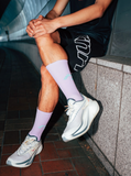 rnrn PACE SOCKS 42 專業長跑襪 | 小腿加壓緩震 特大反光Logo